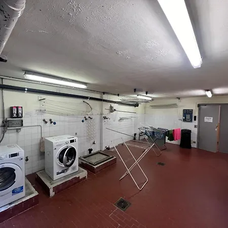 Lucia's House Apartman *